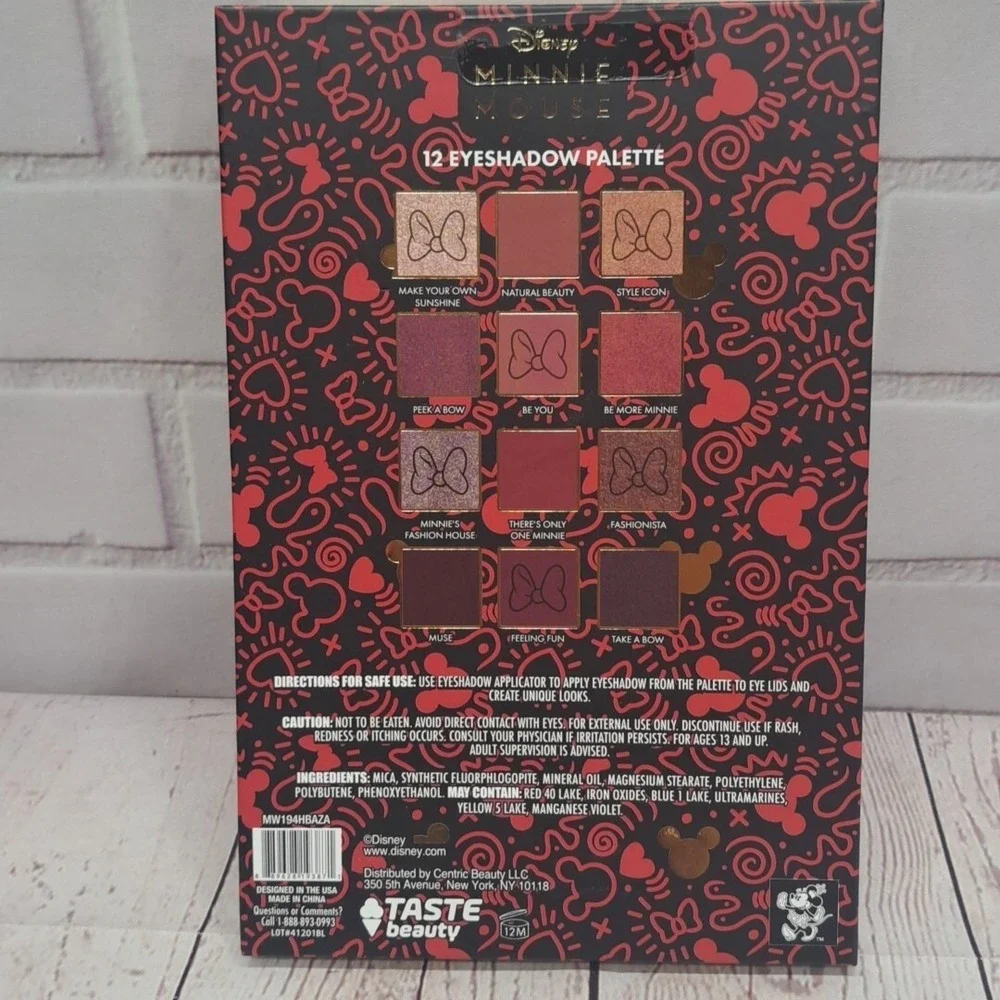 New Taste Beauty Disney MINNIE MOUSE - 12 Eyeshadow Palette & Mirror Full size